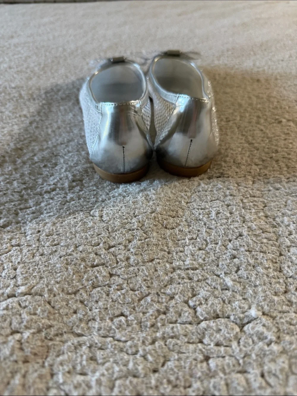 Stuart Weitzman Silver Mesh Ballet Flats with Metallic Bow Toe Accent 7.5 N